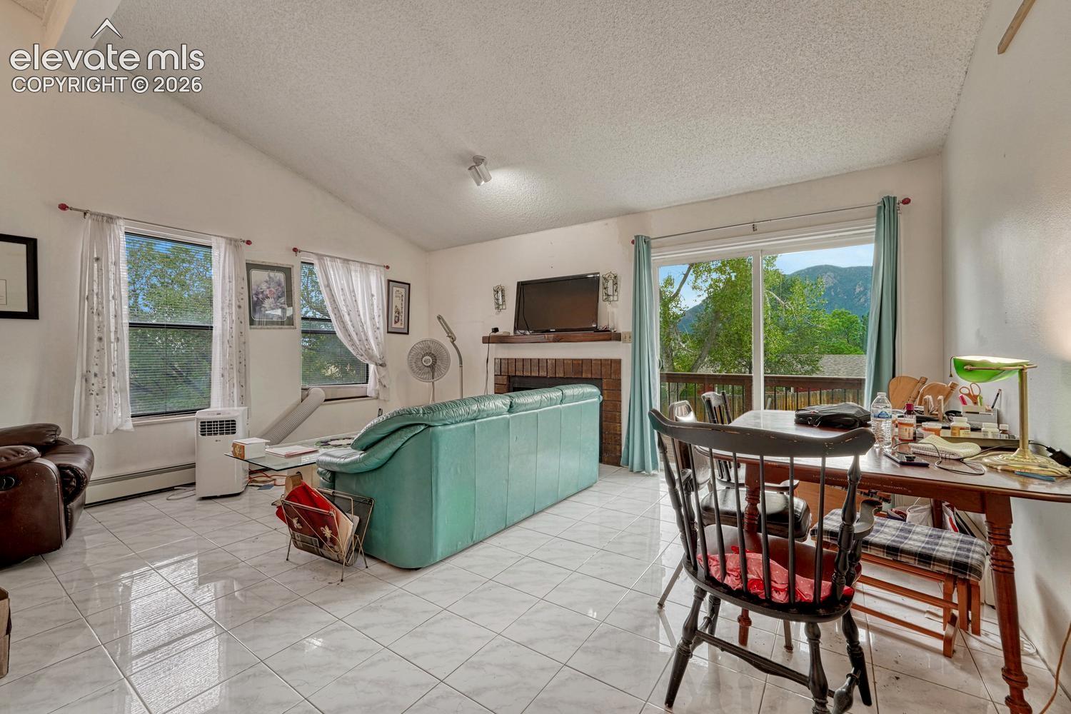 3660 Suncrest Court