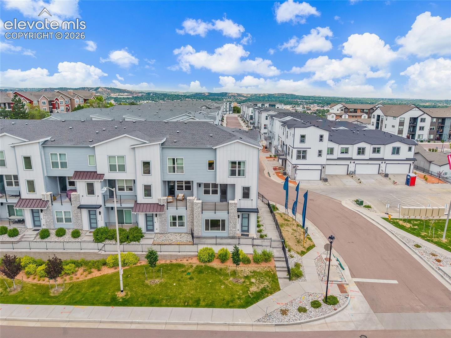 3404 Berg Point