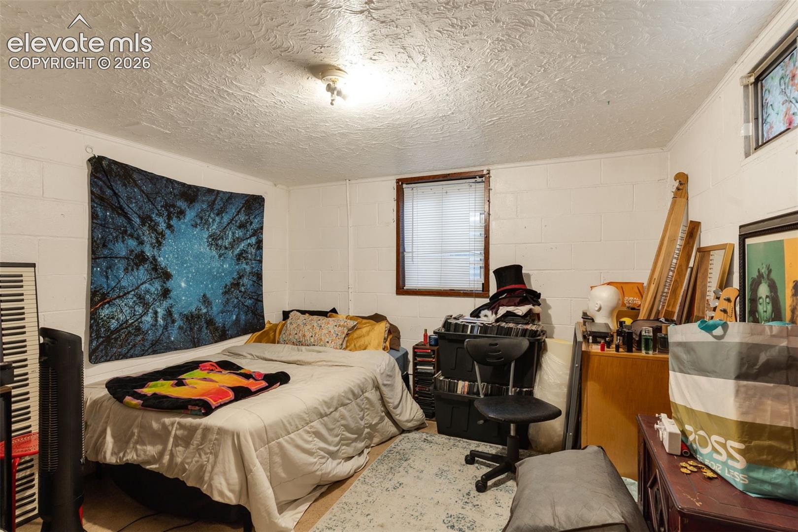 2120 W 11th Street