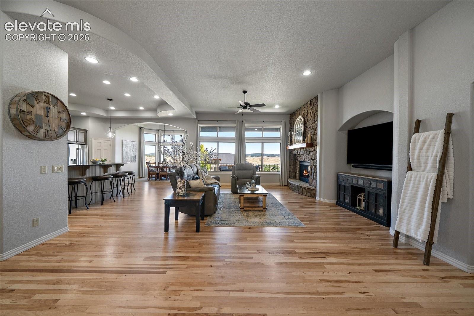 5375 Country Club Drive