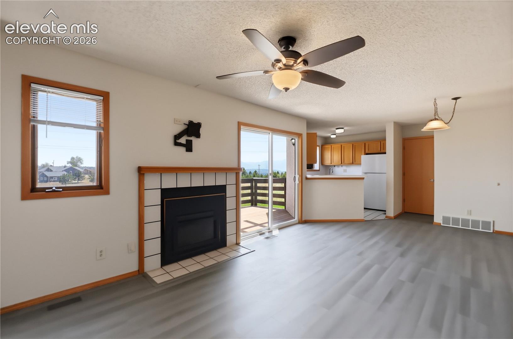 7448 Alameda Court