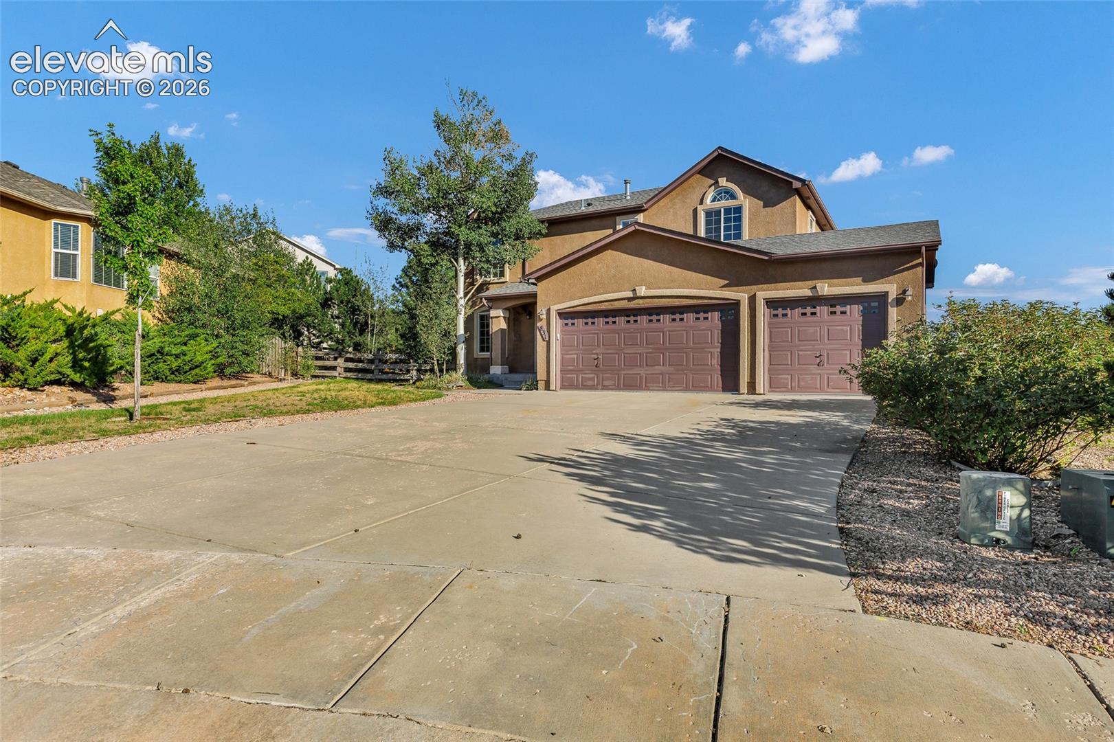 831 Merrimack River Way