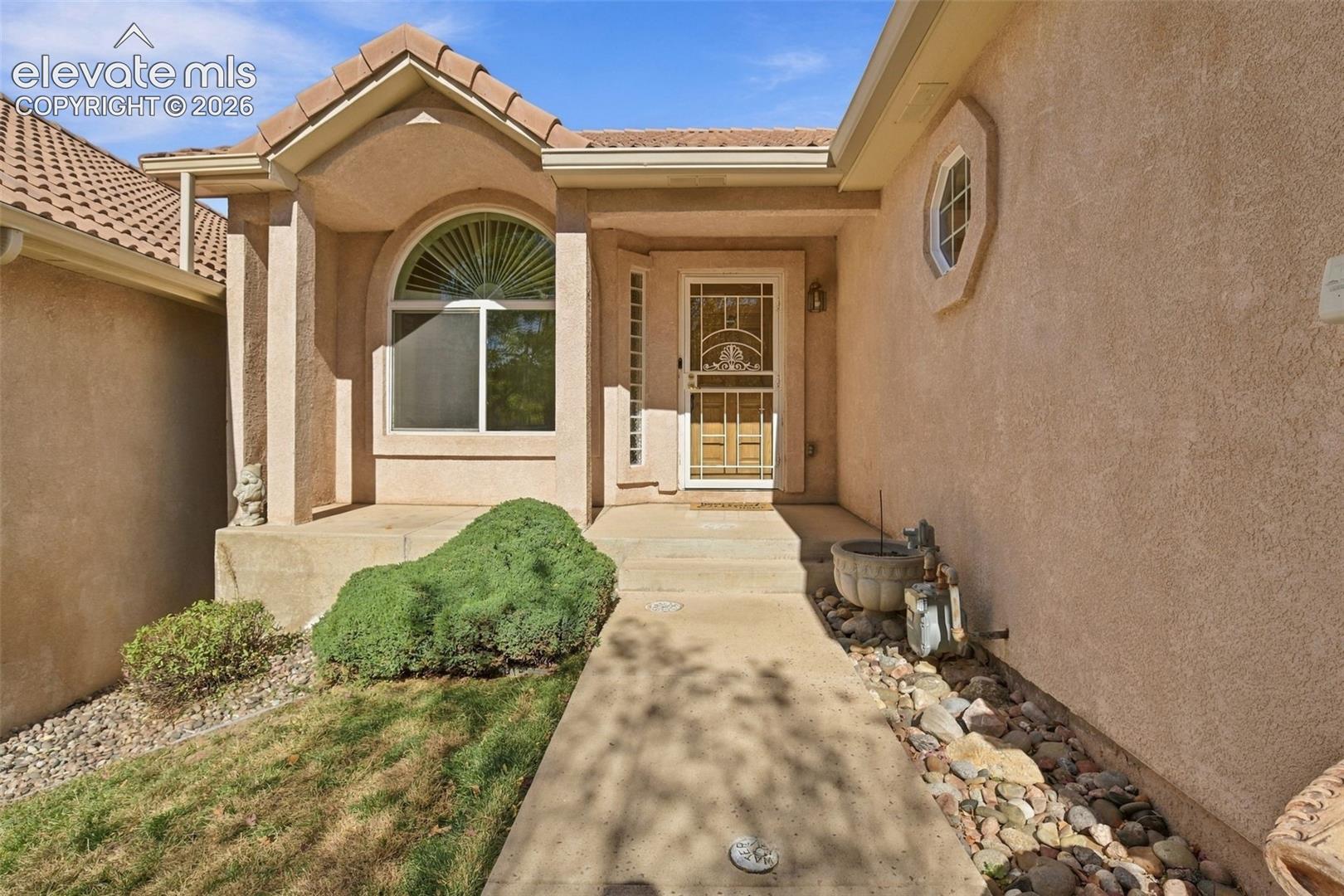 5232 Mountain Peak Point