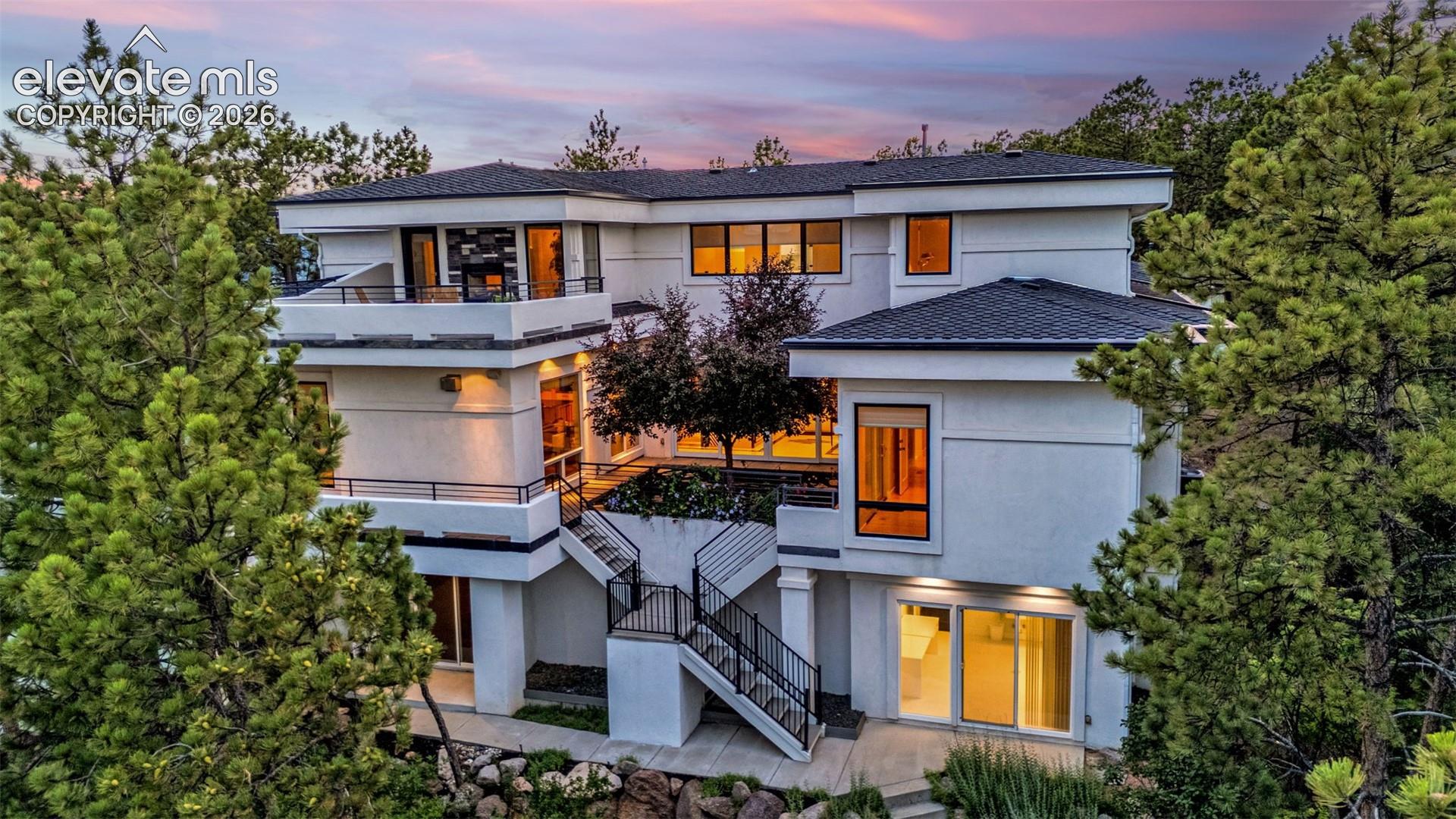 205 Cobblestone Way