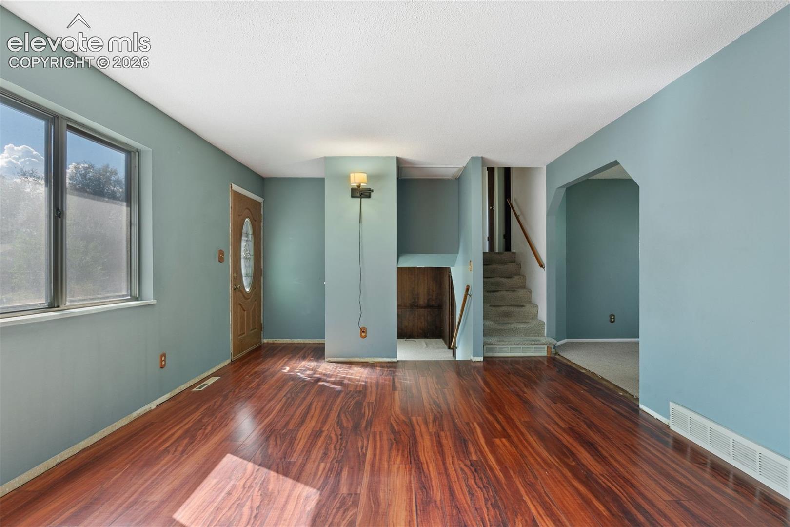 3702 Pearl Drive
