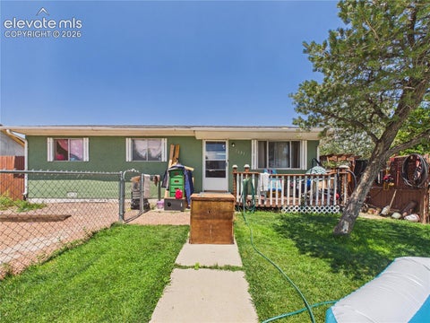 Photo of 2121 W 11th Street, Pueblo, CO 81003 (MLS # 3105152)