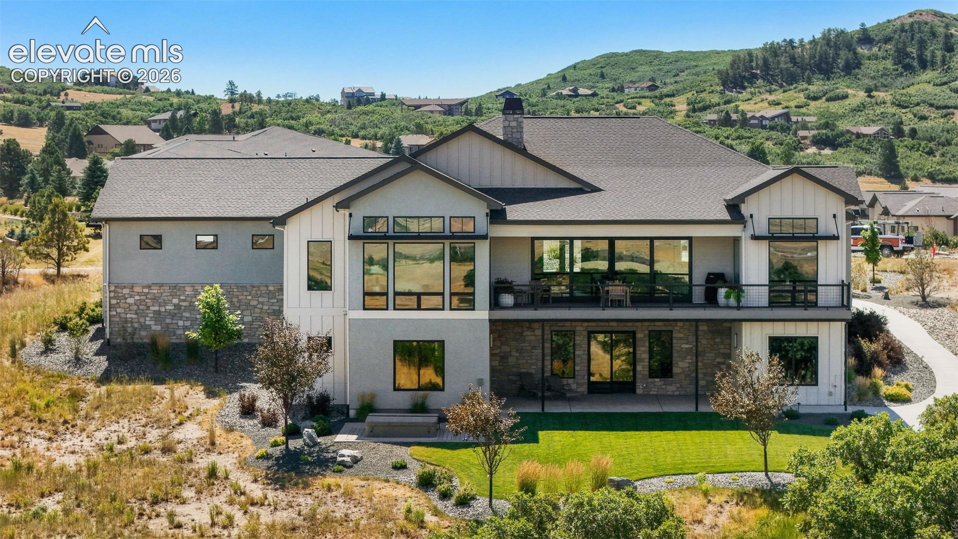 1555 King Mick Court