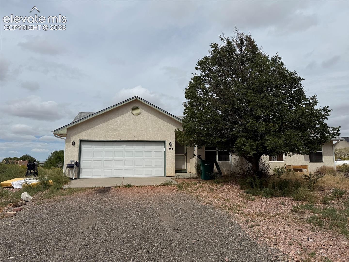 193 W Legend Drive