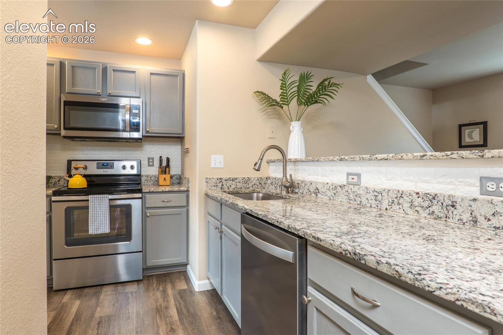 42 Vale Circle