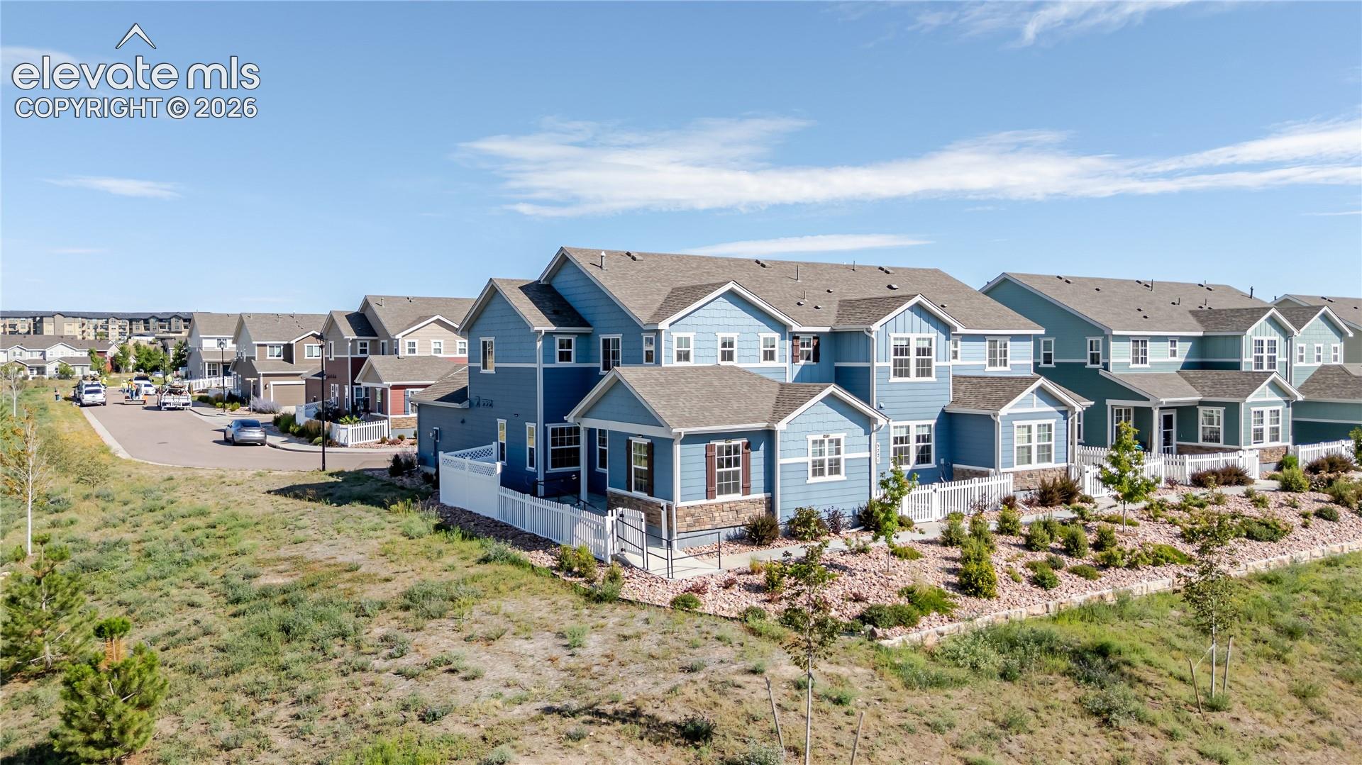 5211 Mountain Vista Heights