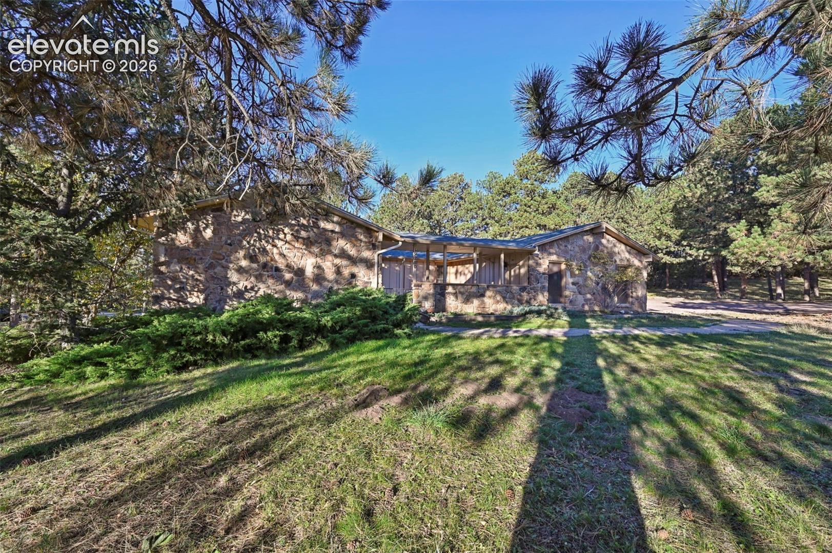 19280 doewood Drive