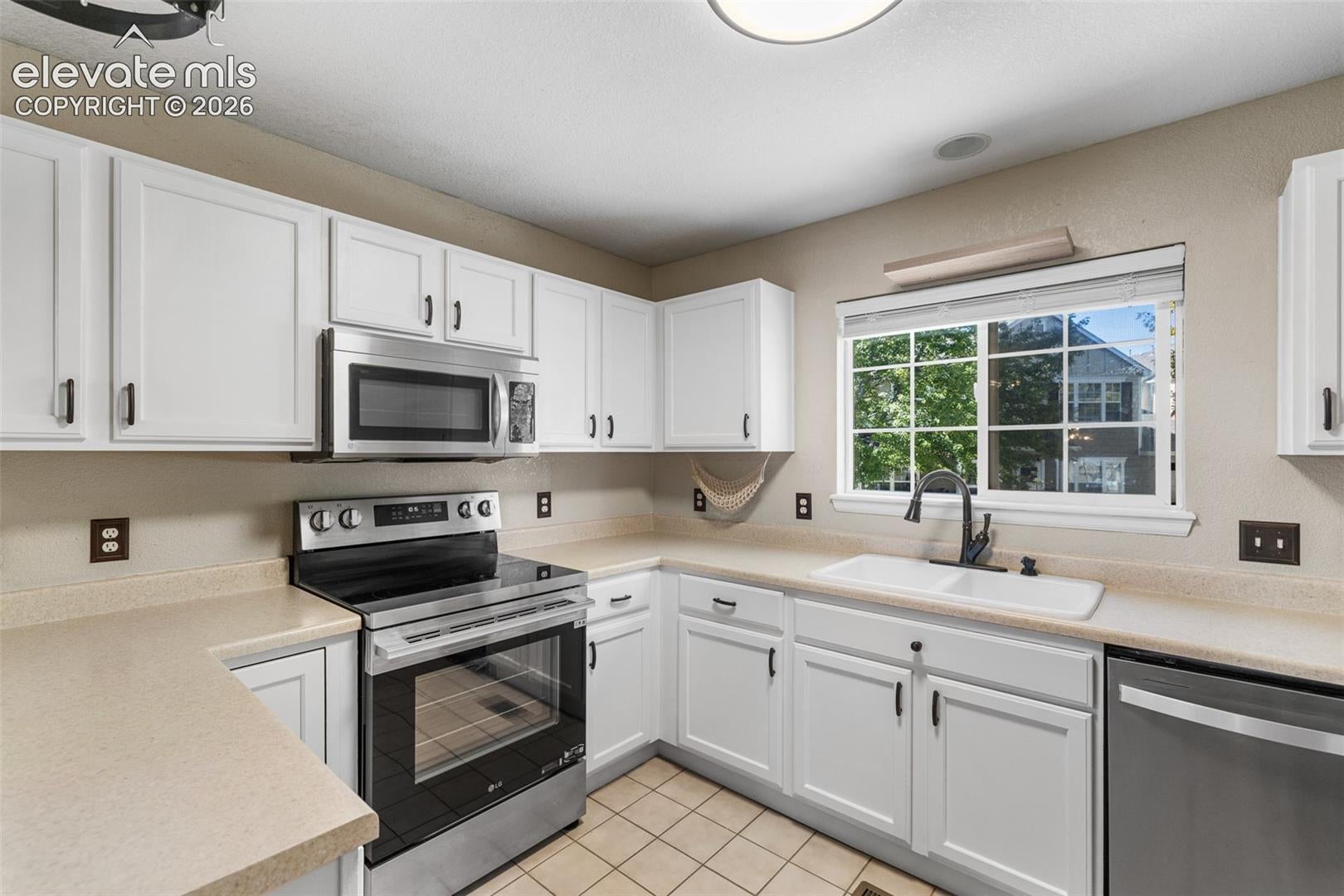1486 Nemrick Place