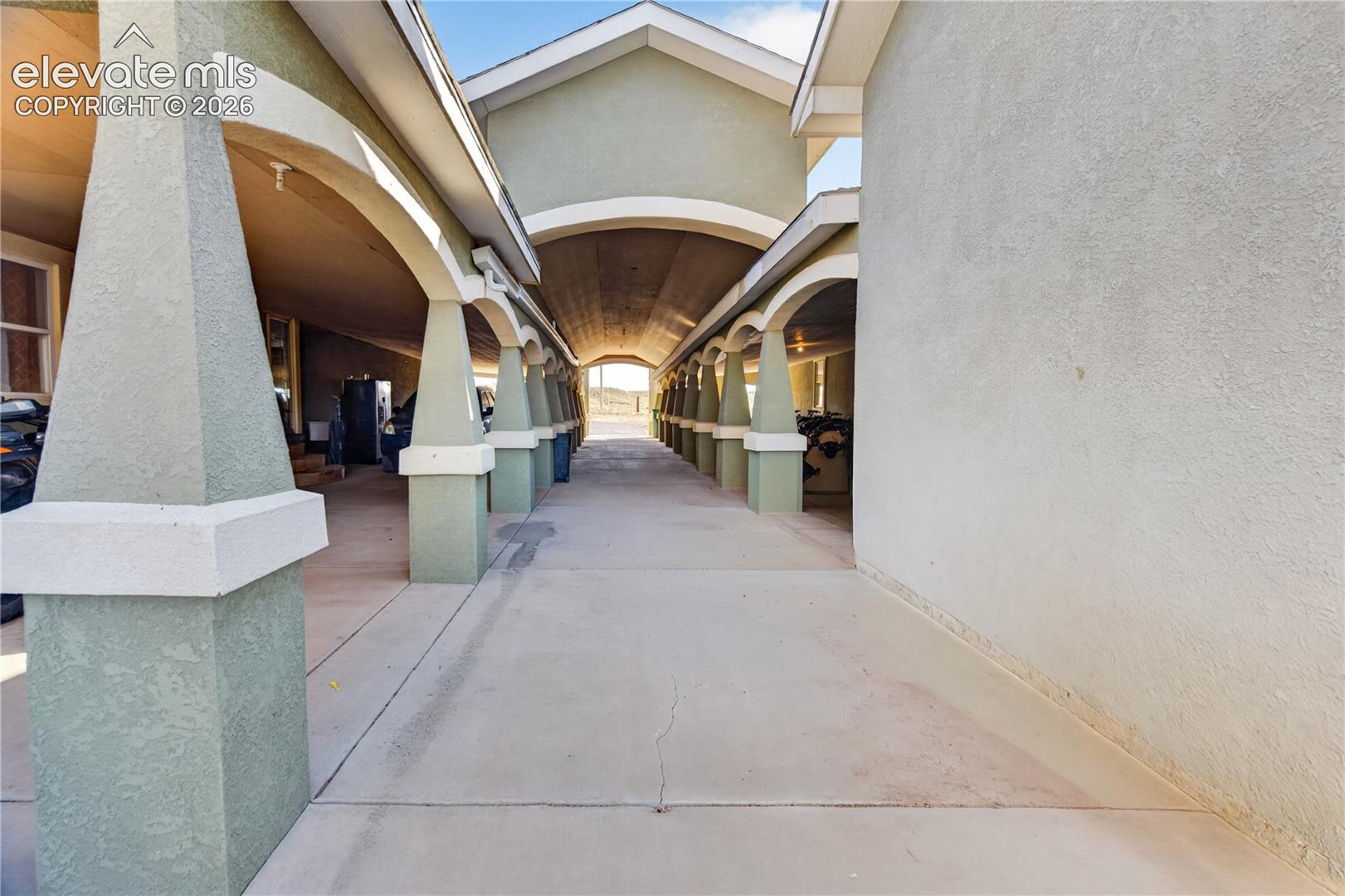 6770 Indian Village Heights