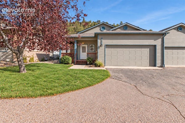 2251 PALM DR UNIT D, COLORADO SPRINGS, CO 80918 - Image acbc124cfe00cff37bbe0ec002f157b8/2239178485