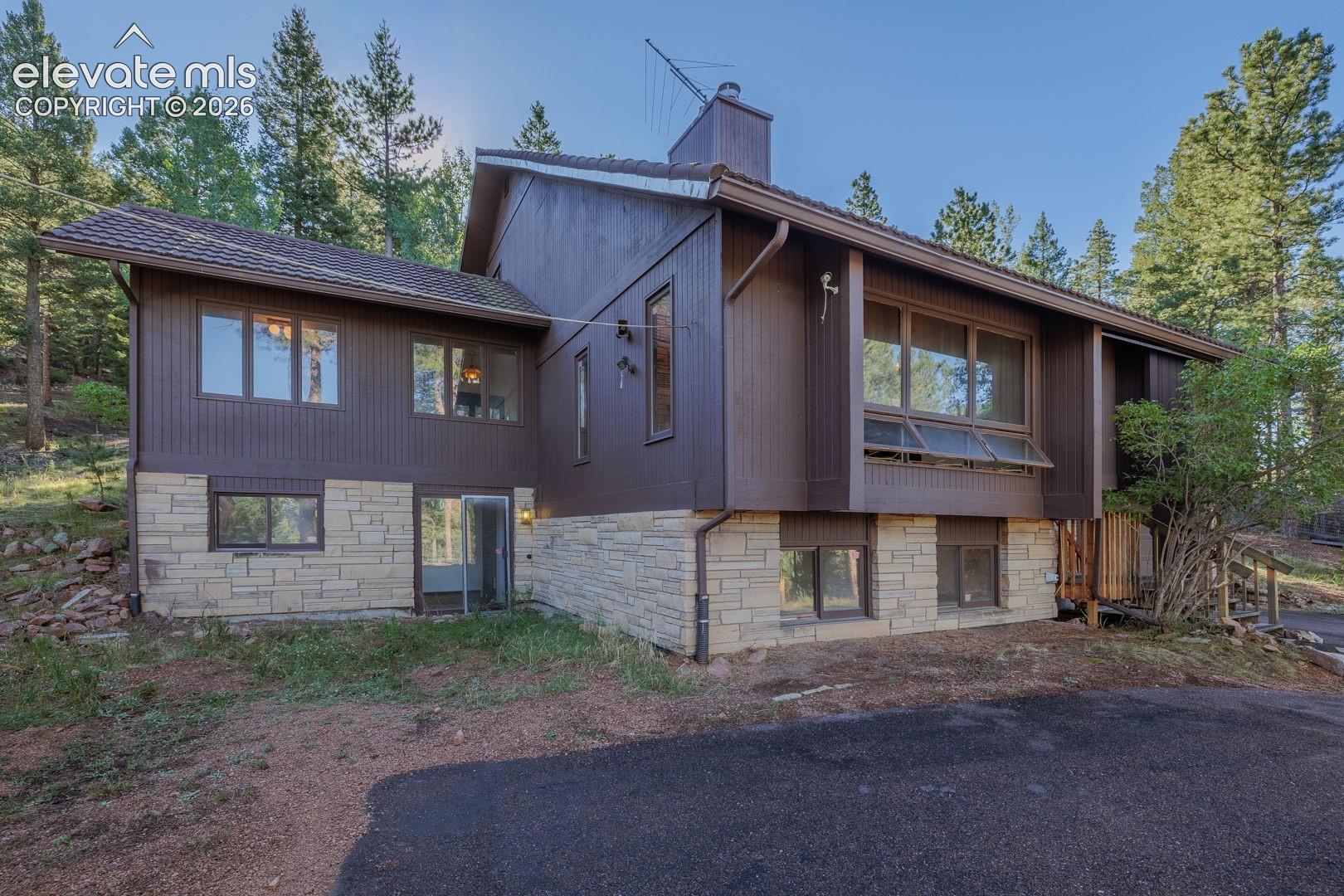 1170 Pine Ridge Road