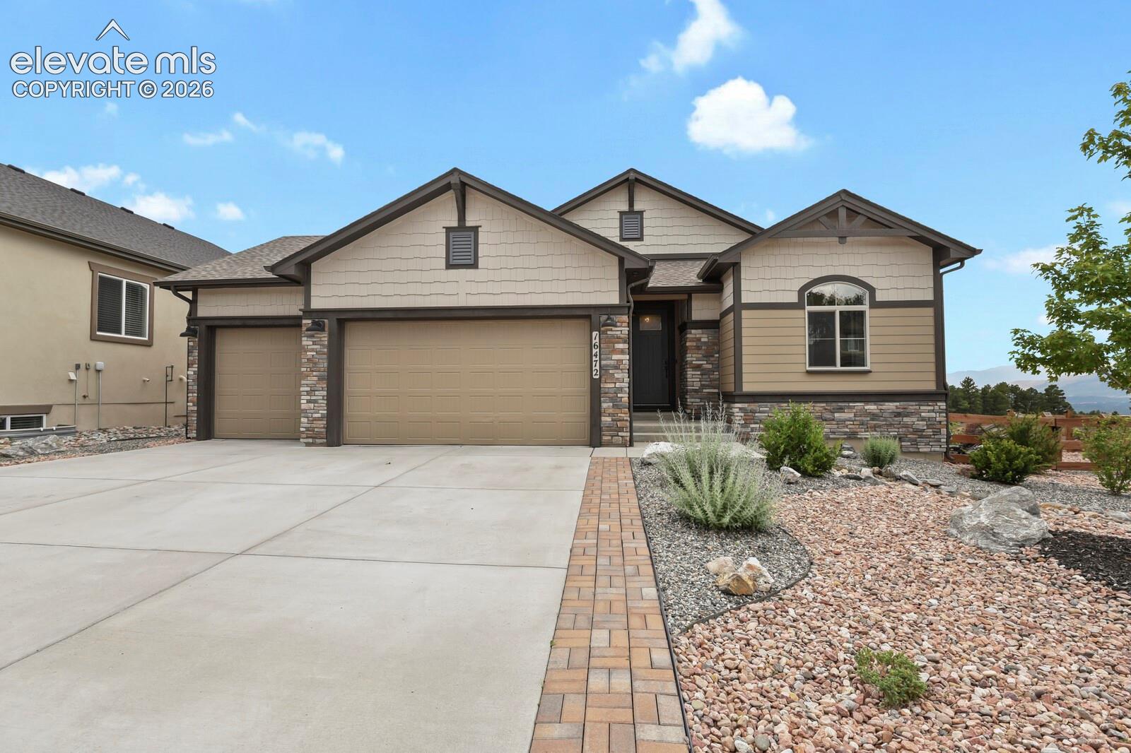 16472 Golden Sun Way