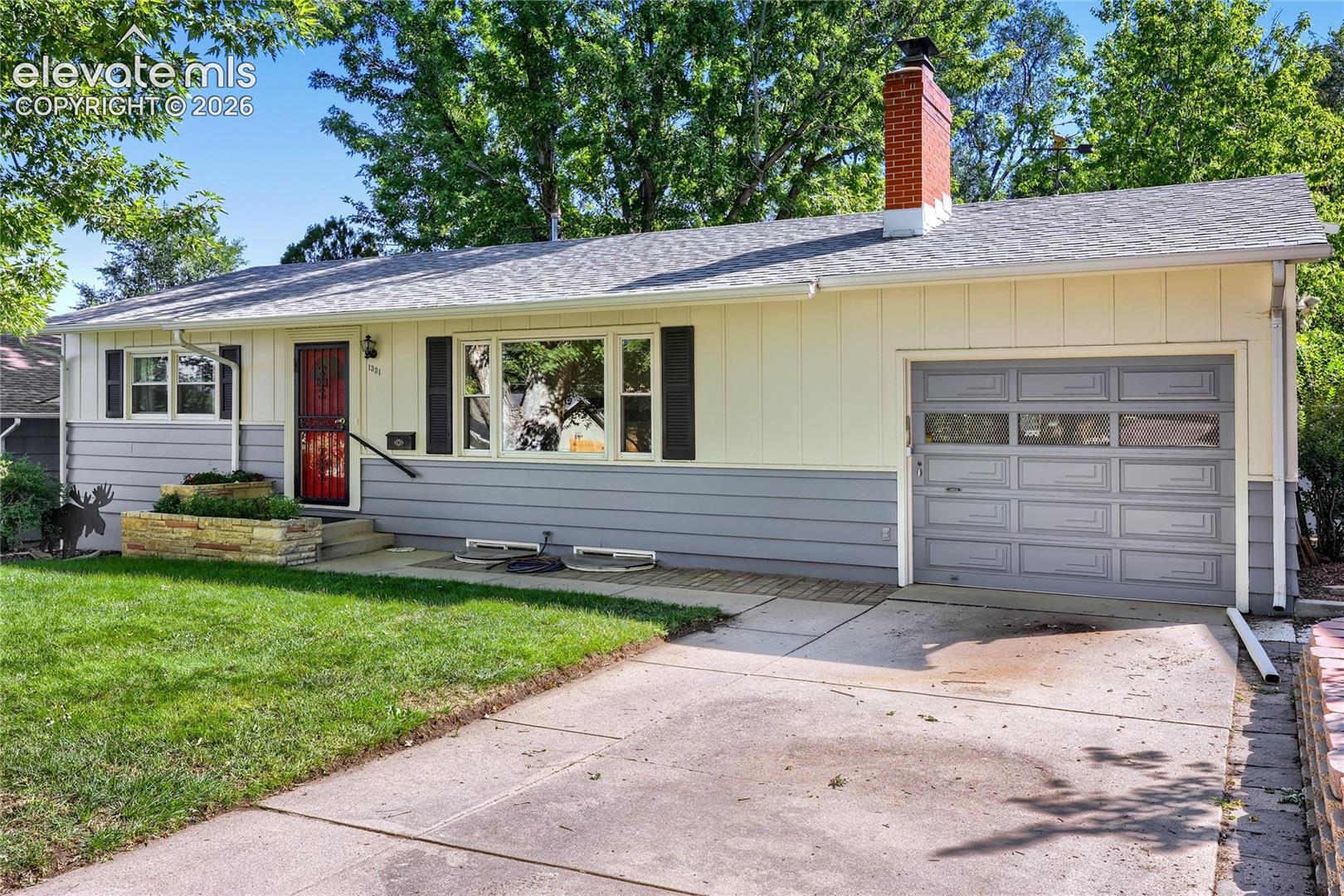 1331 Eagle View Drive
