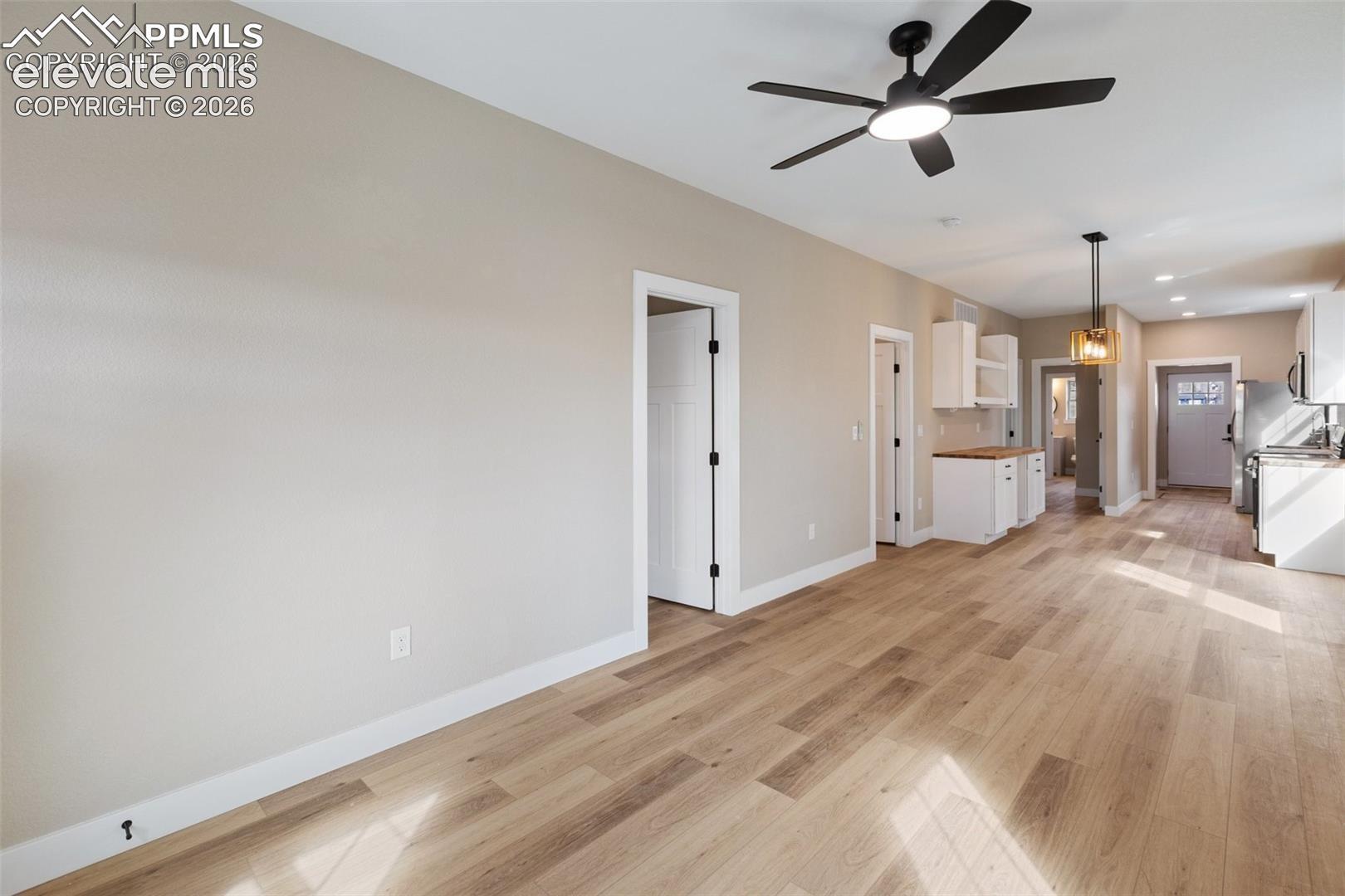 203 W Womack Avenue