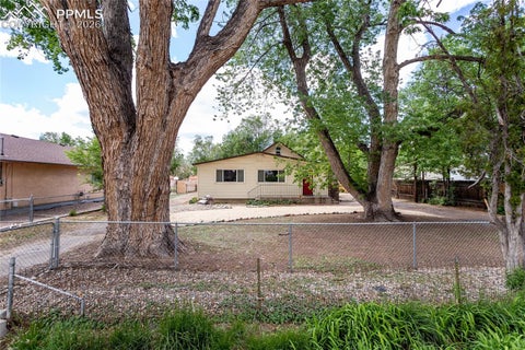 Tiny photo for 237 Del Rey Avenue, Canon City, CO 81212 (MLS # 3901146)