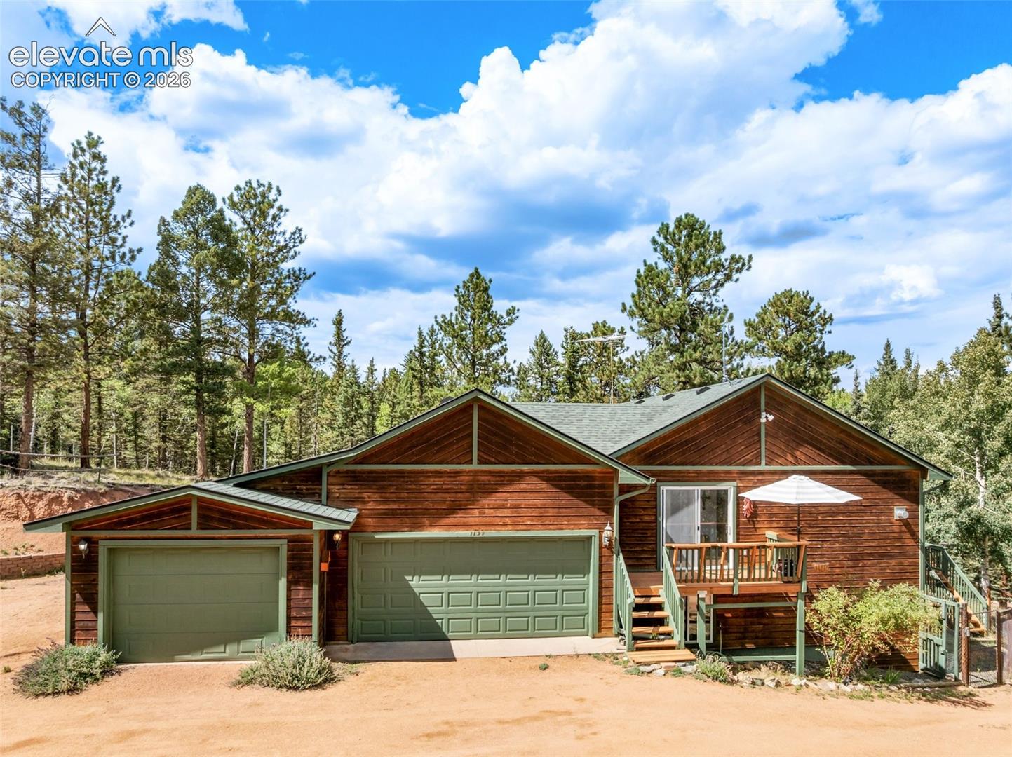 1121 Ridge Road