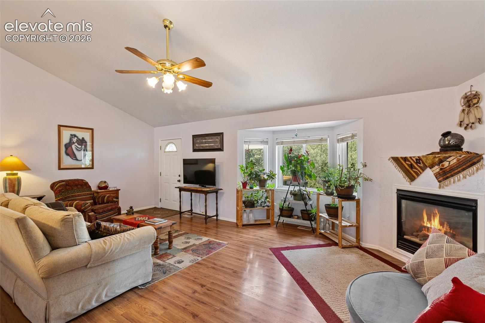 1121 Ridge Road