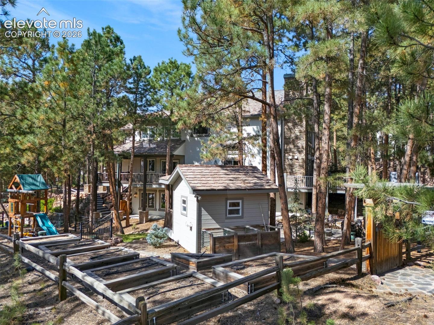 15765 Pineycove Court