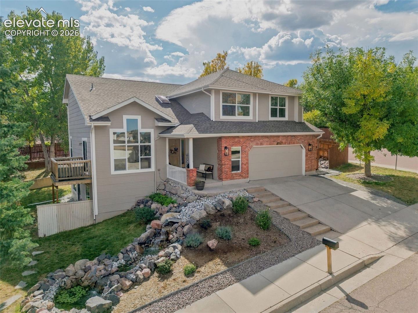275 Cliff Falls Court