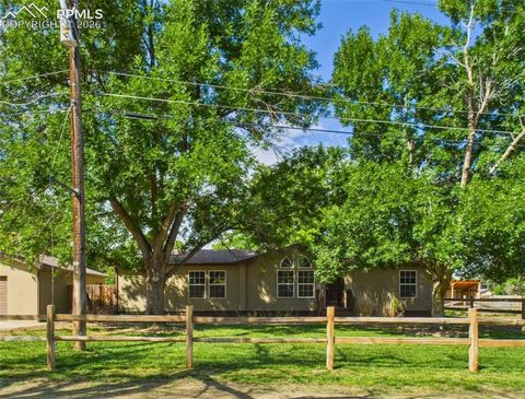 Photo of 1131 24 1/2 Lane, Pueblo, CO 81006 (MLS # 5571226)