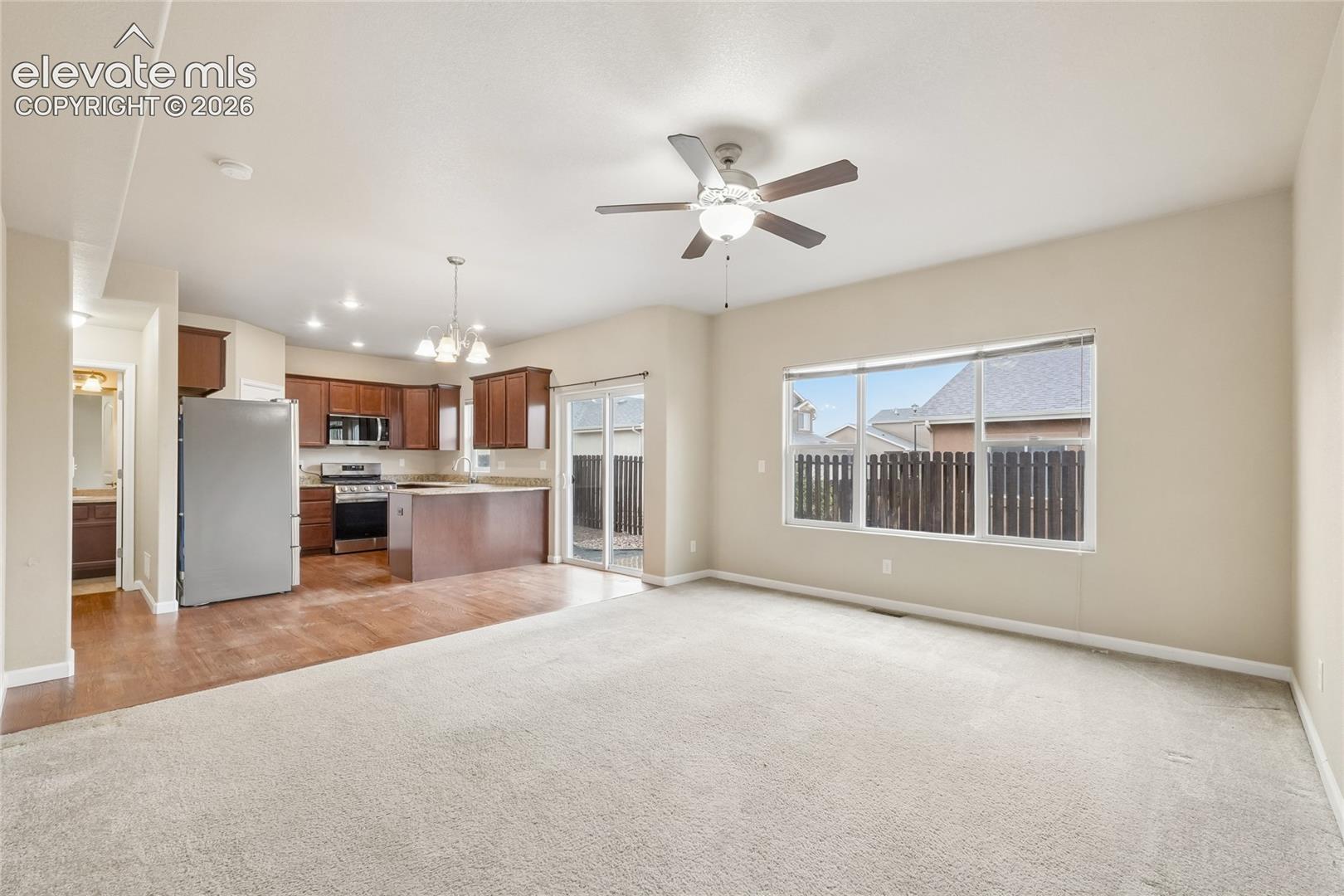 11528 Louvre Point