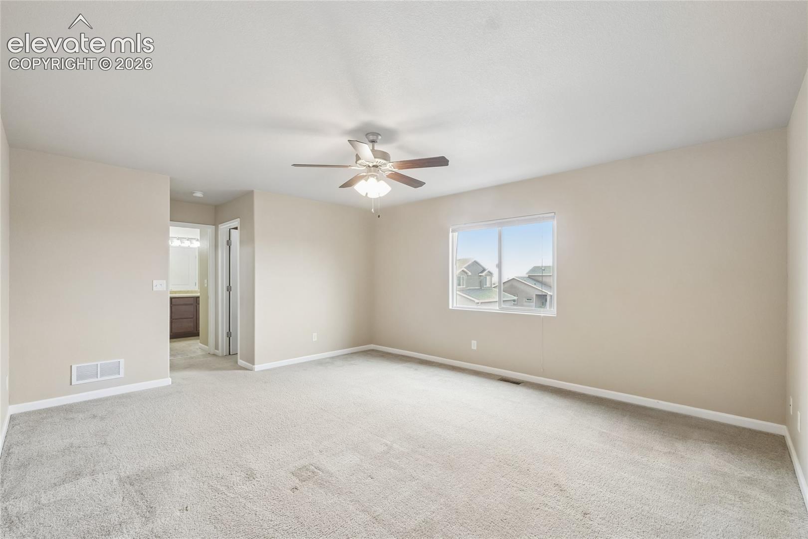 11528 Louvre Point