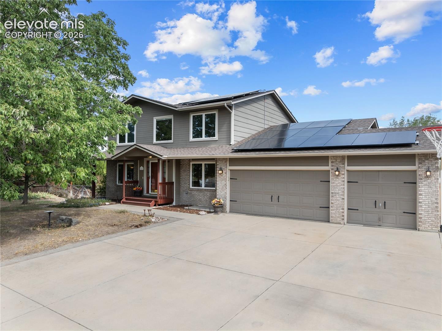 3645 E Cresta Loma Circle