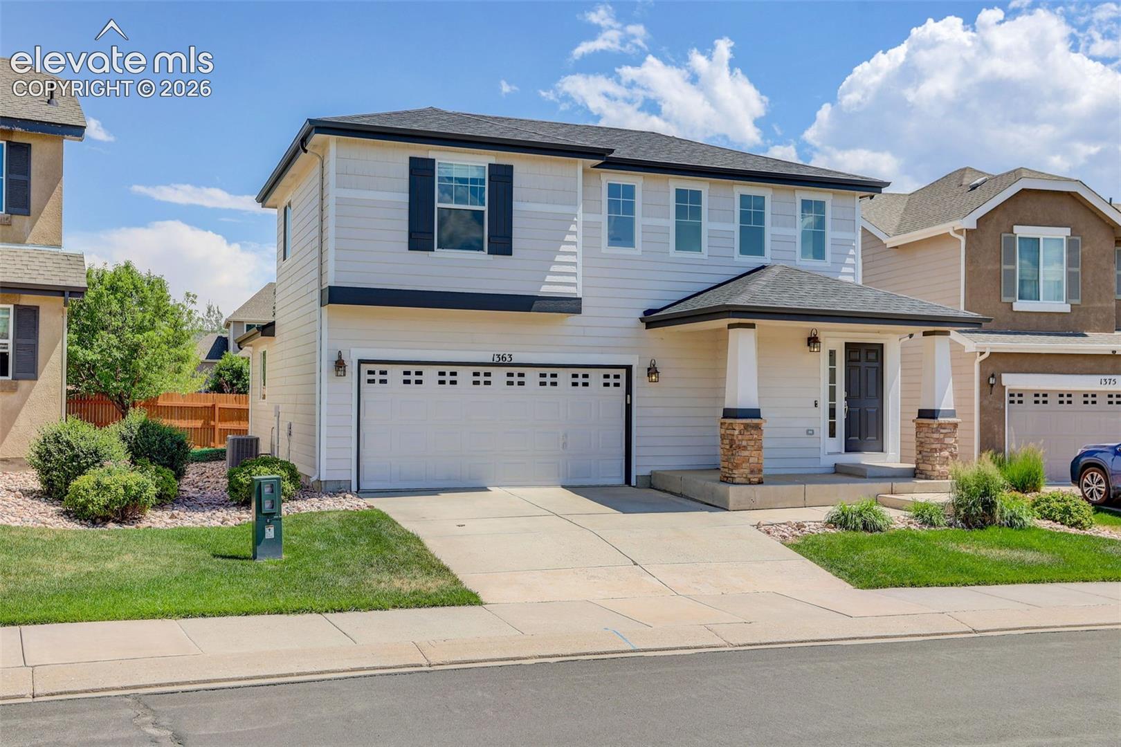 1363 Yellow Granite Way
