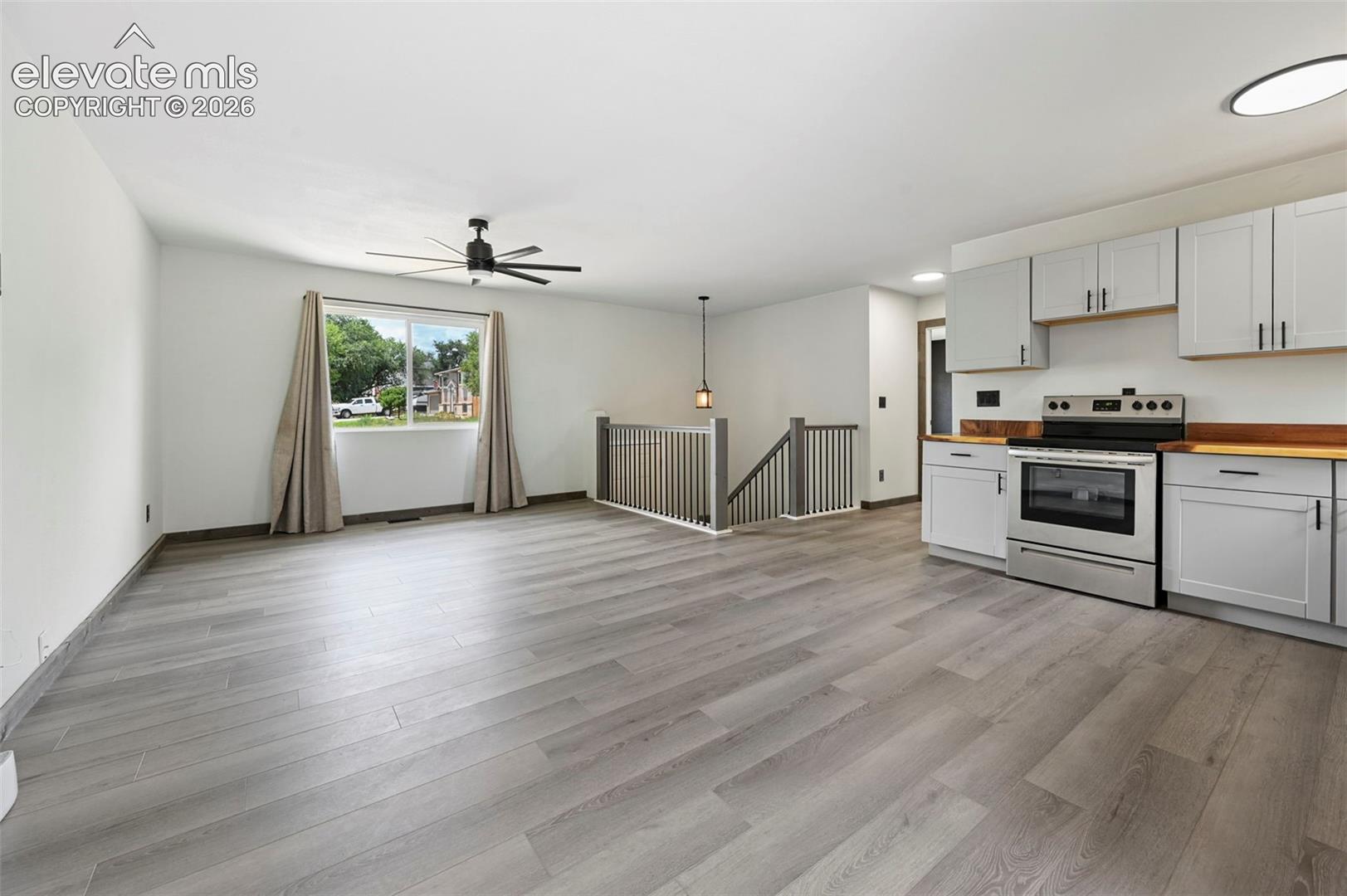 10905 Sunrise Road