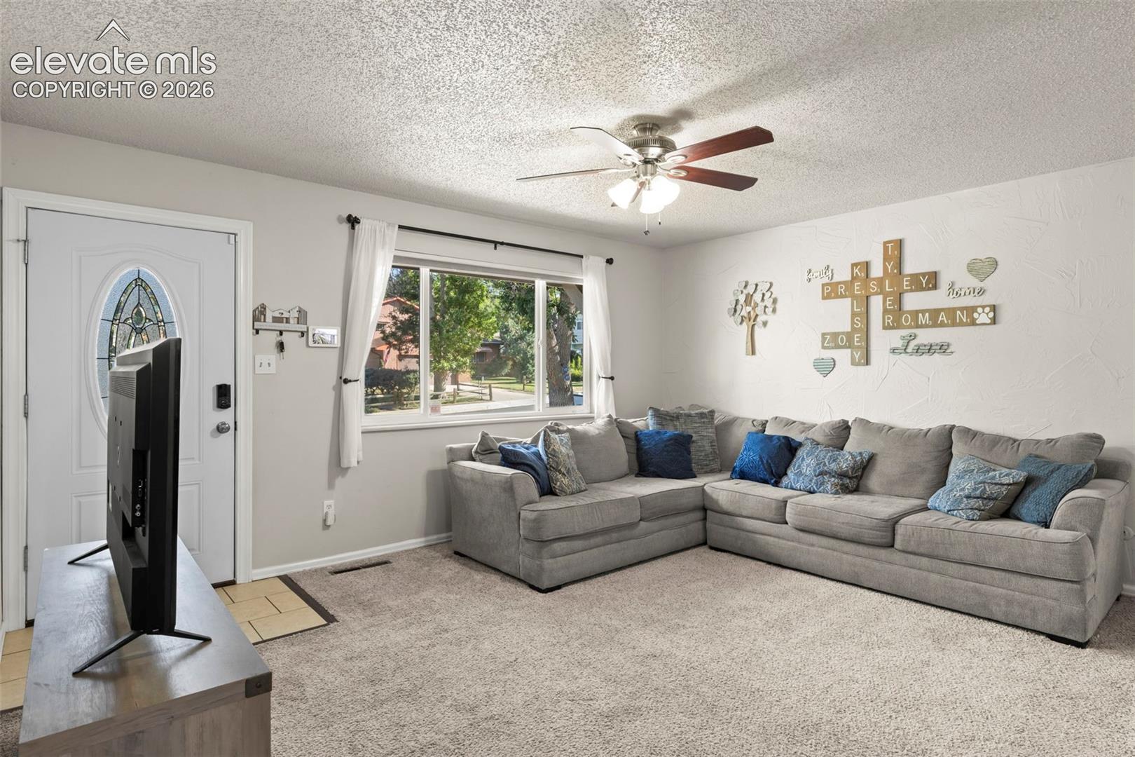 4625 sleepy hollow Circle