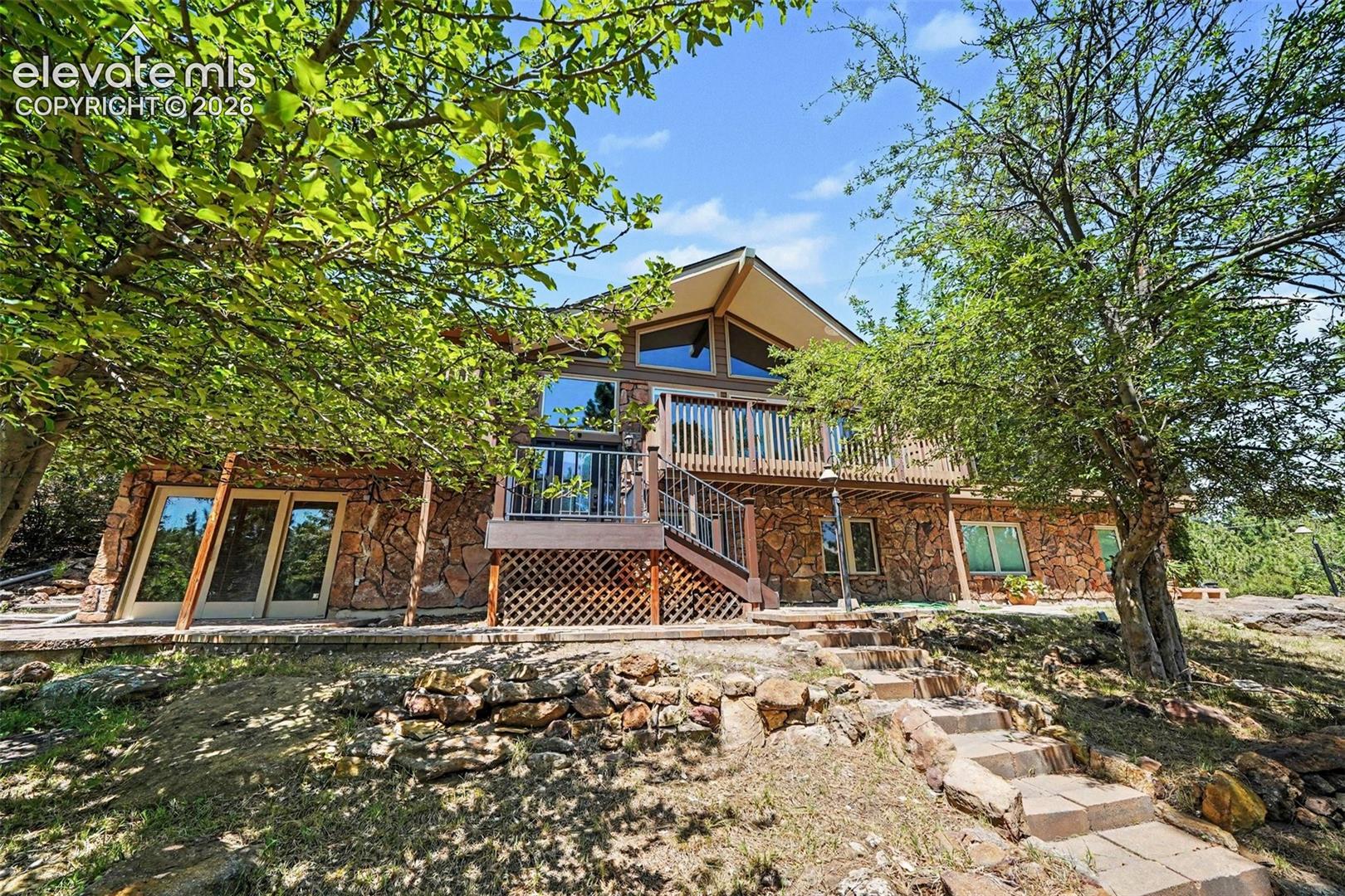 90 Buckeye Drive