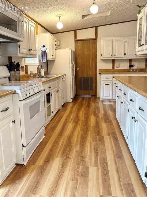 Tiny photo for 45 La Abu Trail, Florissant, CO 80816 (MLS # 7327064)