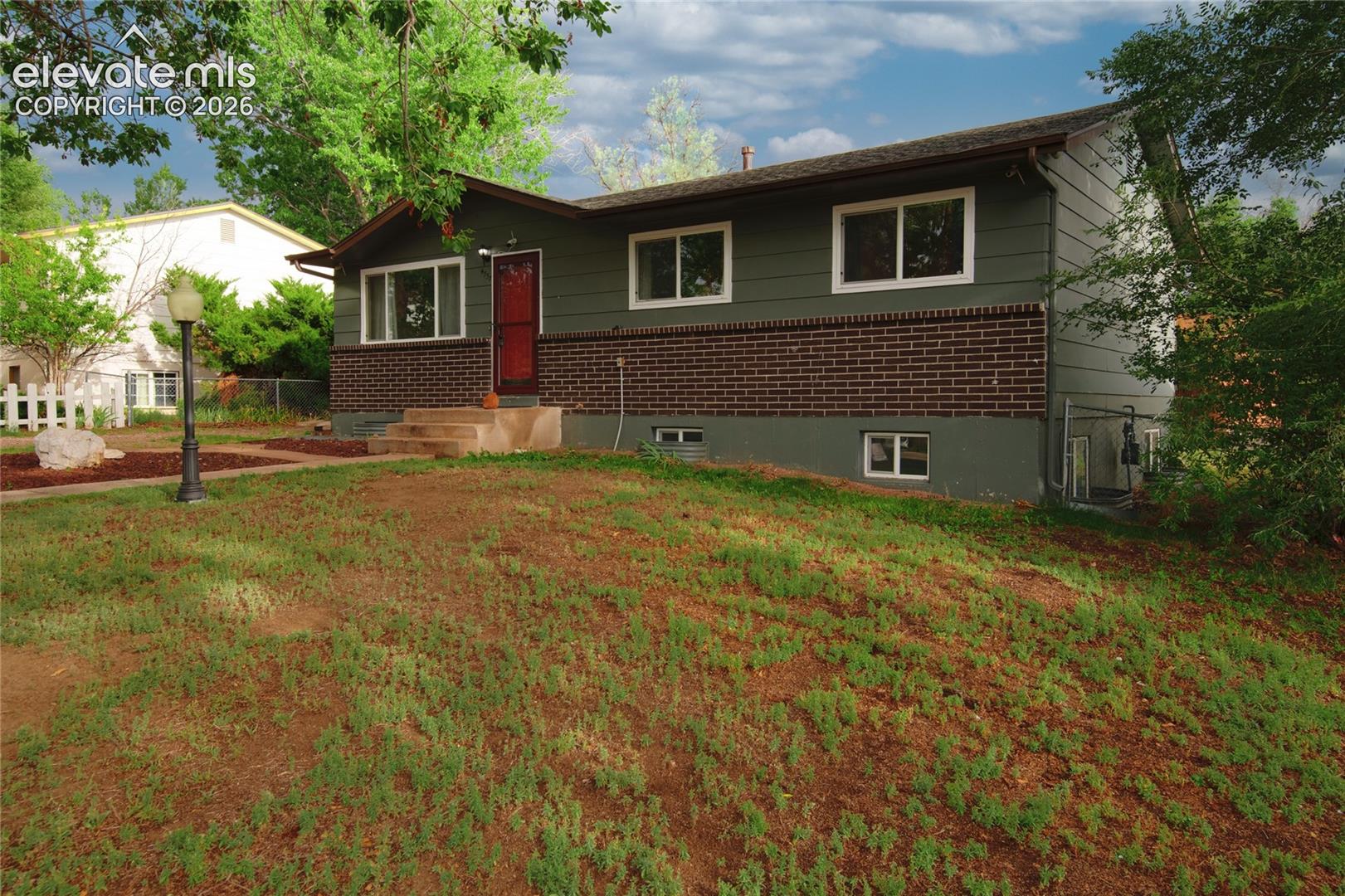 4737 N Splendid Circle