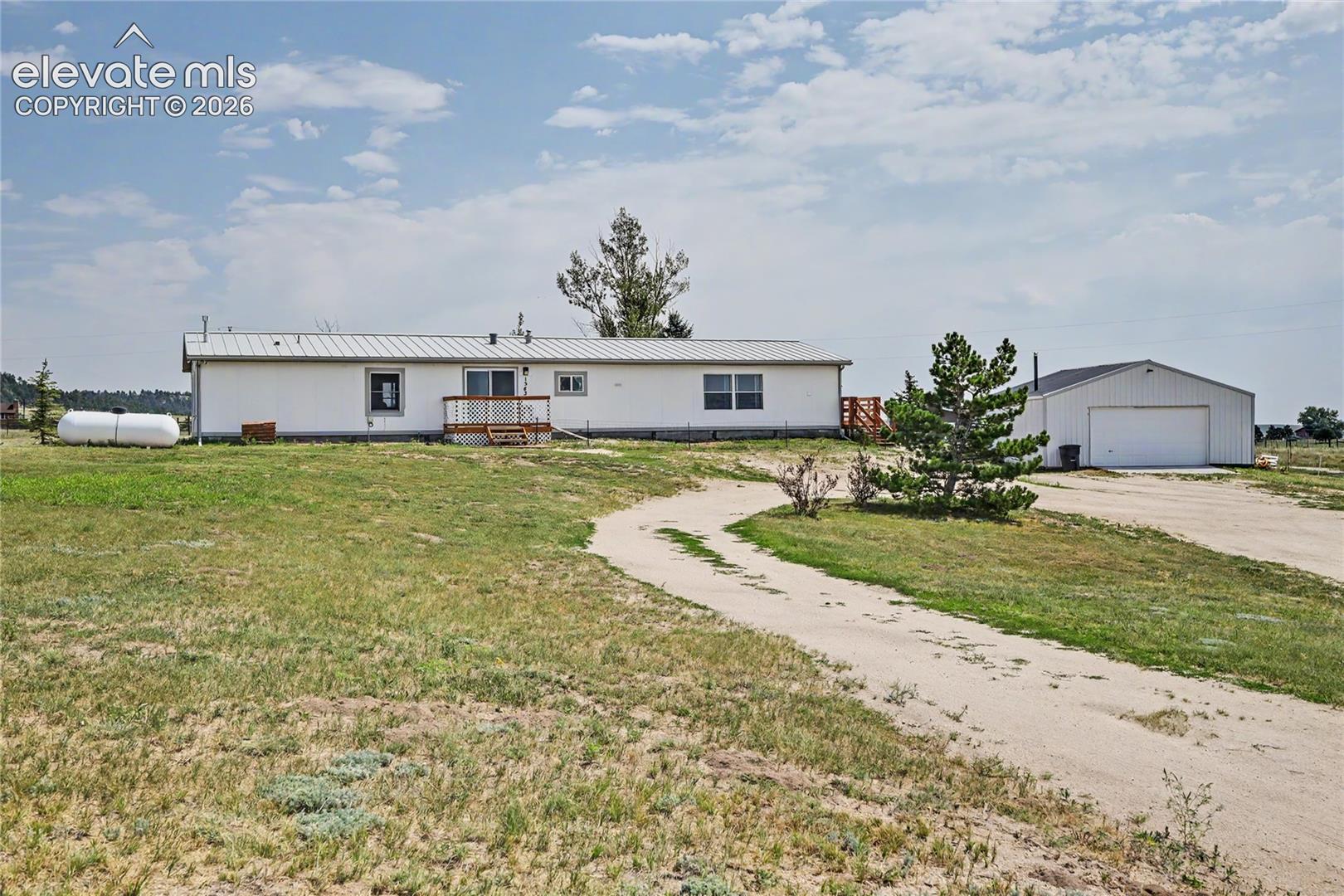 15635 Valdez Circle