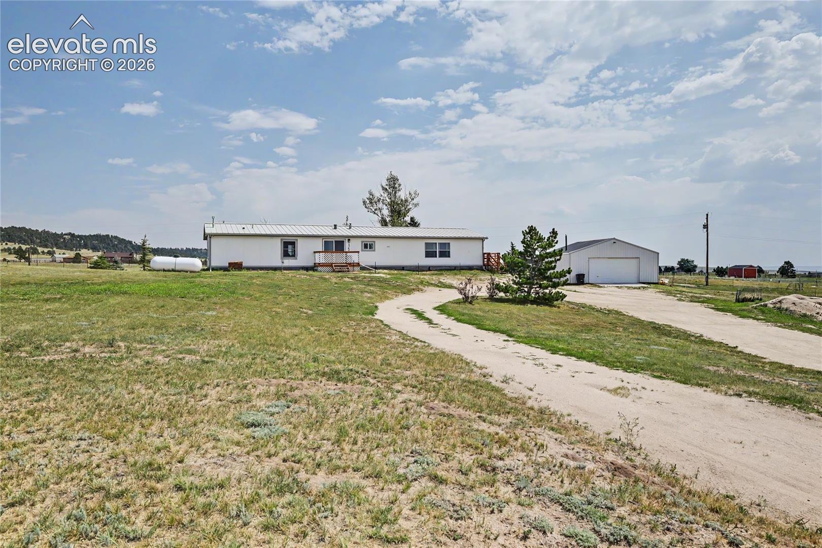 15635 Valdez Circle