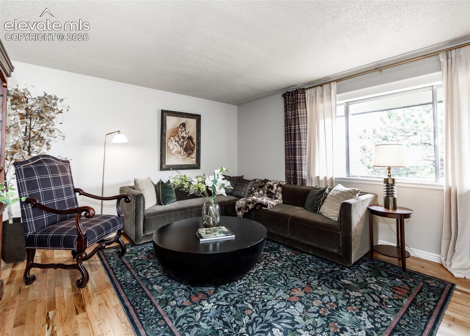 2806 Fremont Drive