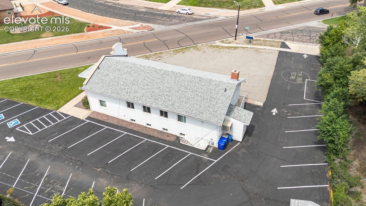 2215 Paseo Road