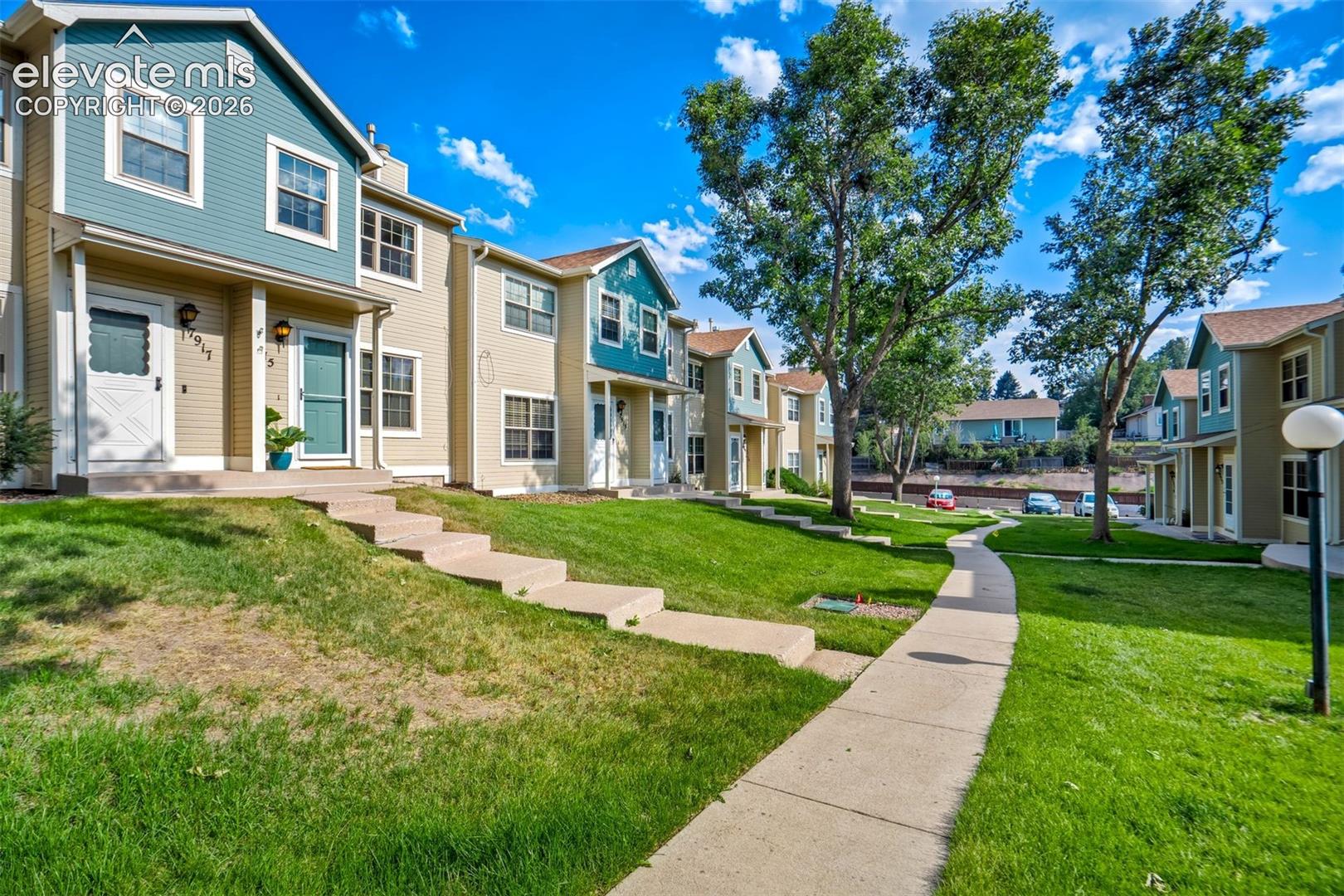 7915 Lexington Park Drive