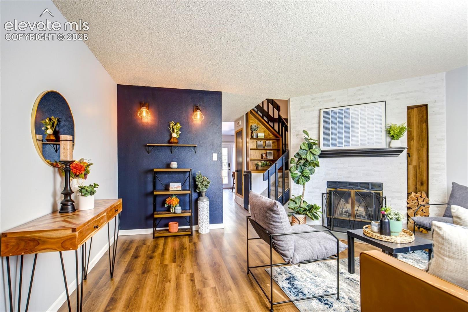 7915 Lexington Park Drive