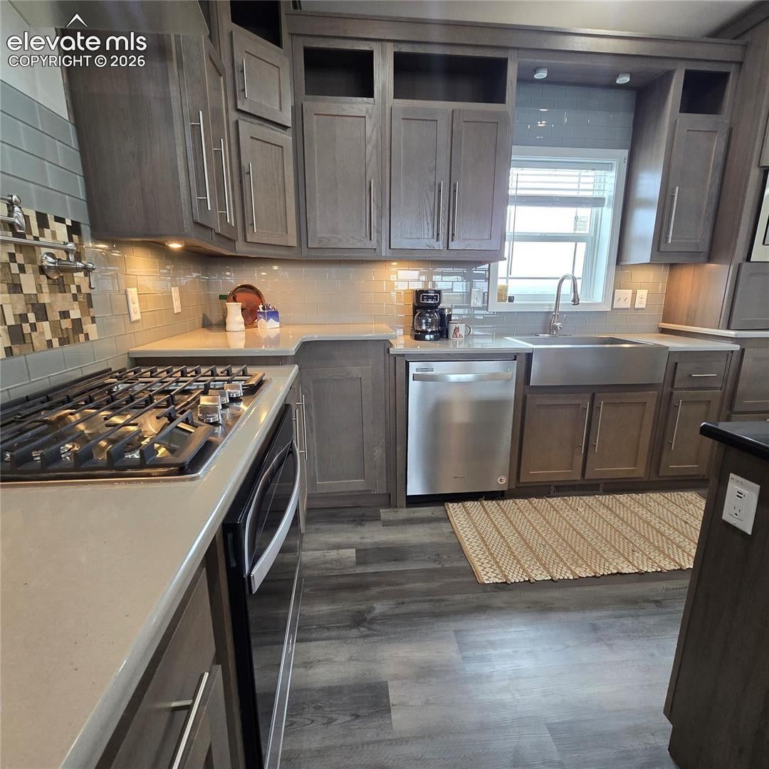 23275 Farmhouse Court