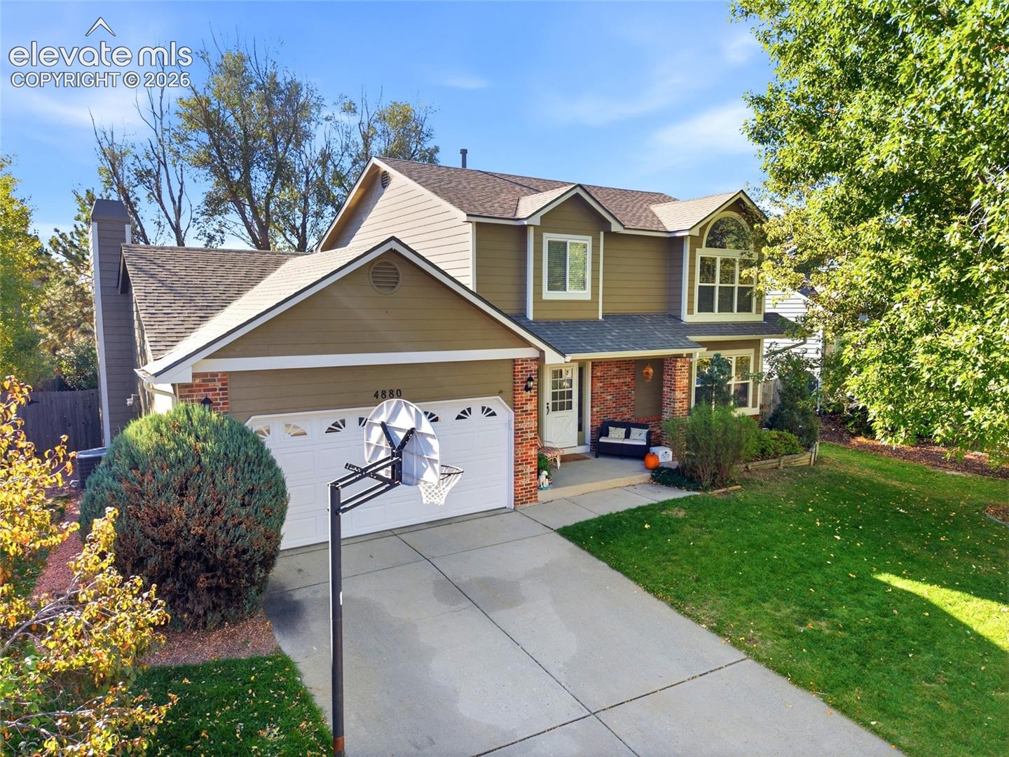 4880 Ramblewood Drive