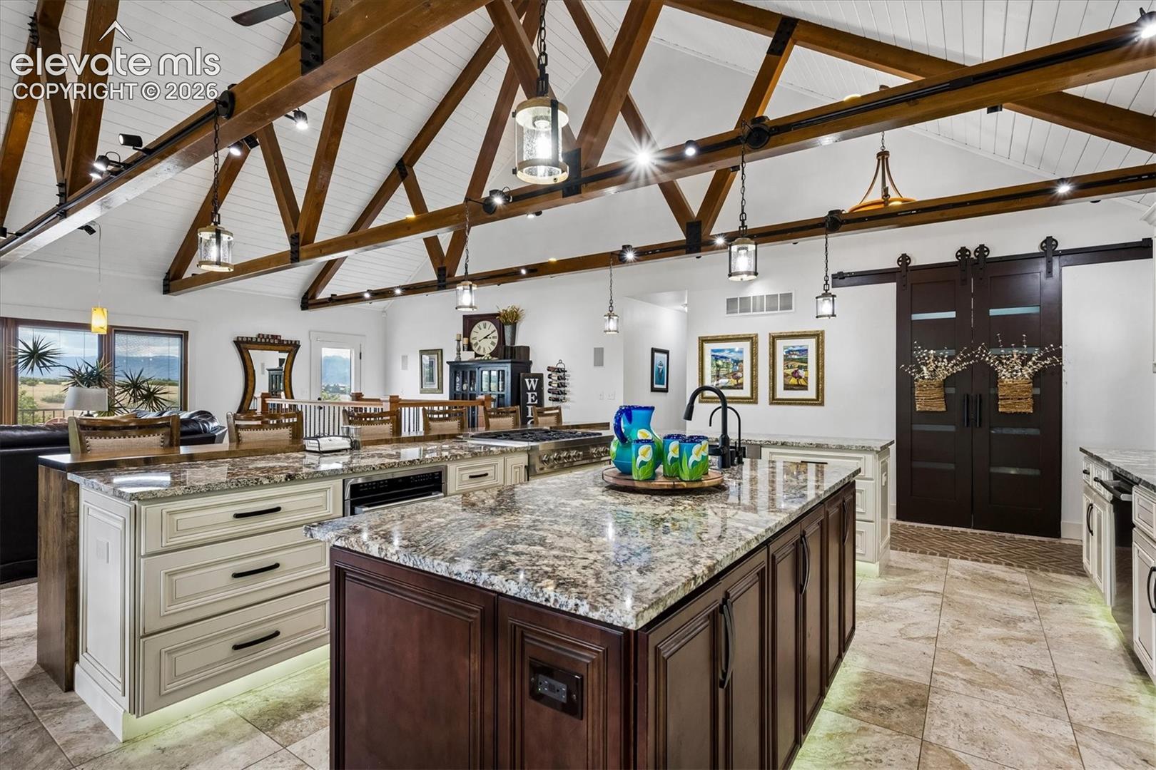 2464 W Wolfensberger Road