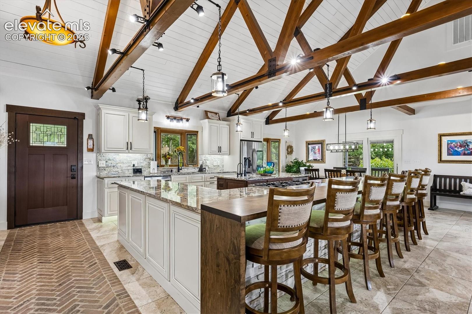 2464 W Wolfensberger Road
