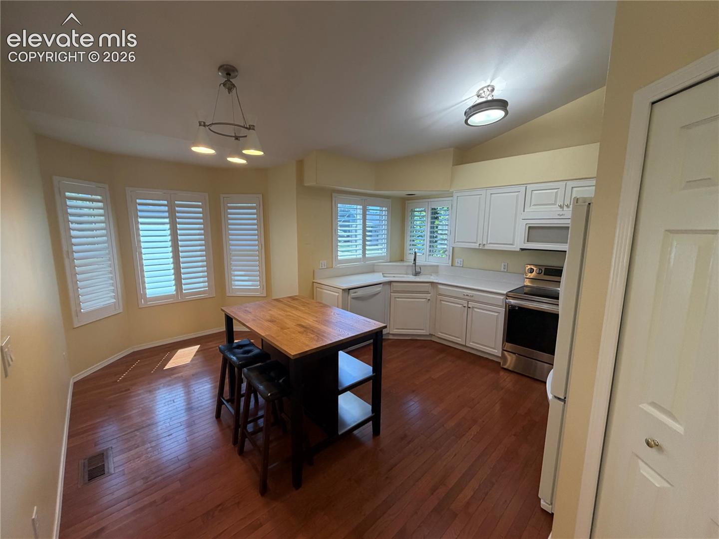8258 Cooper River Drive