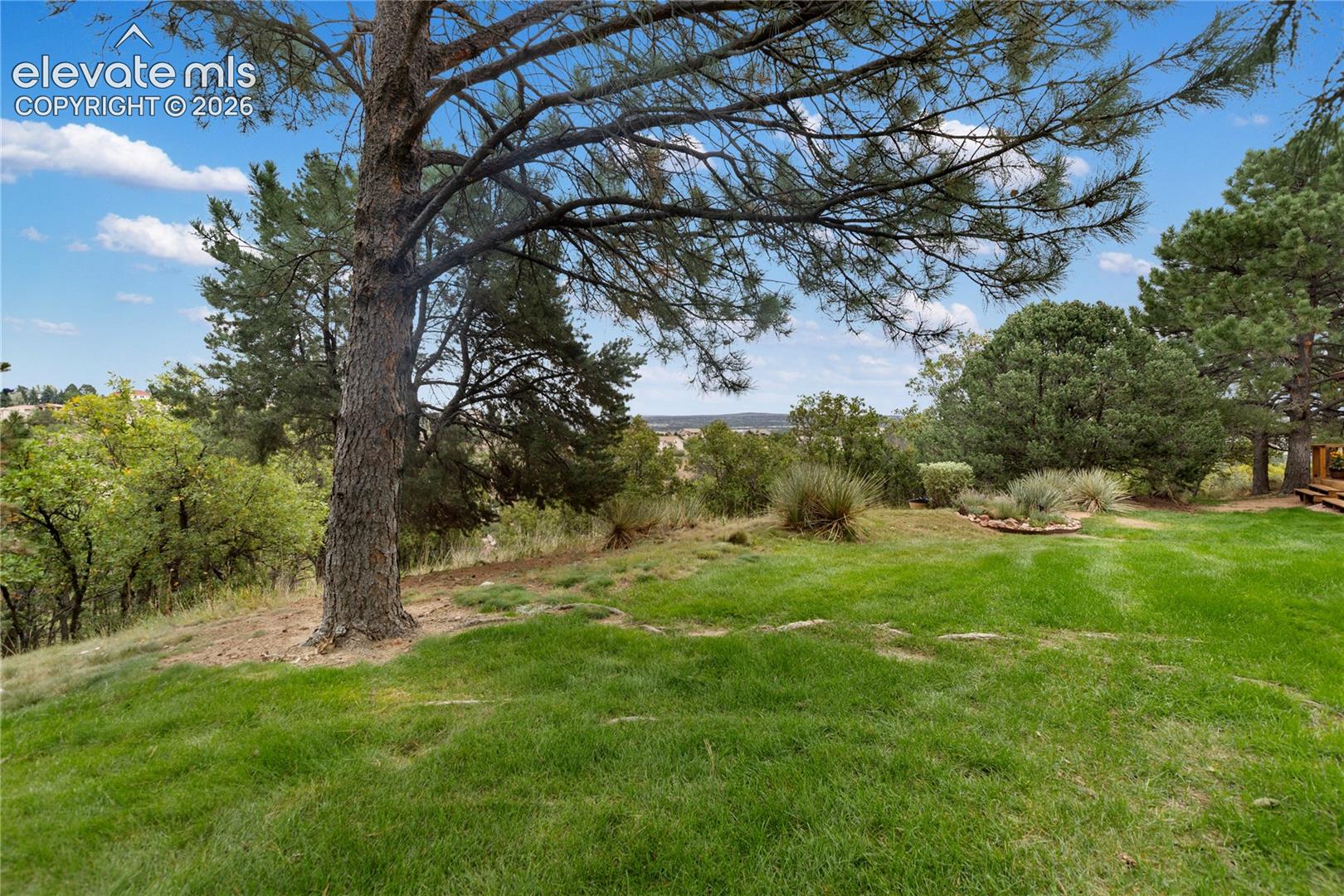 610 Autumn Crest Circle B