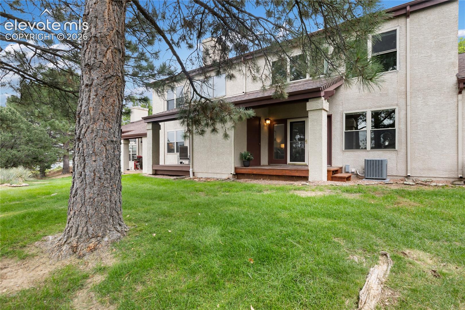 610 Autumn Crest Circle B